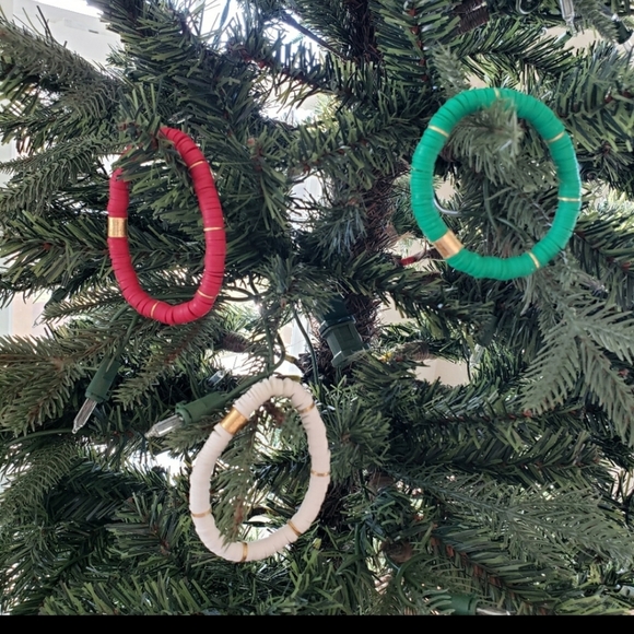 Holiday Vinyl Disc Bracelet Stack - Picture 6 of 6